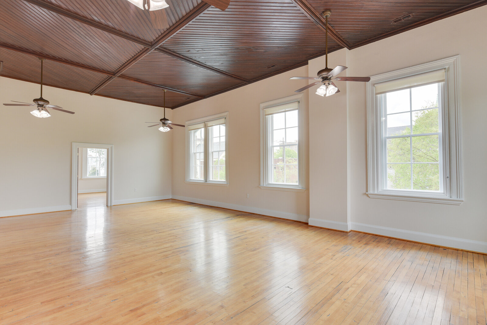 Image for Commercial Real Estate For Lease - Click Here for Details