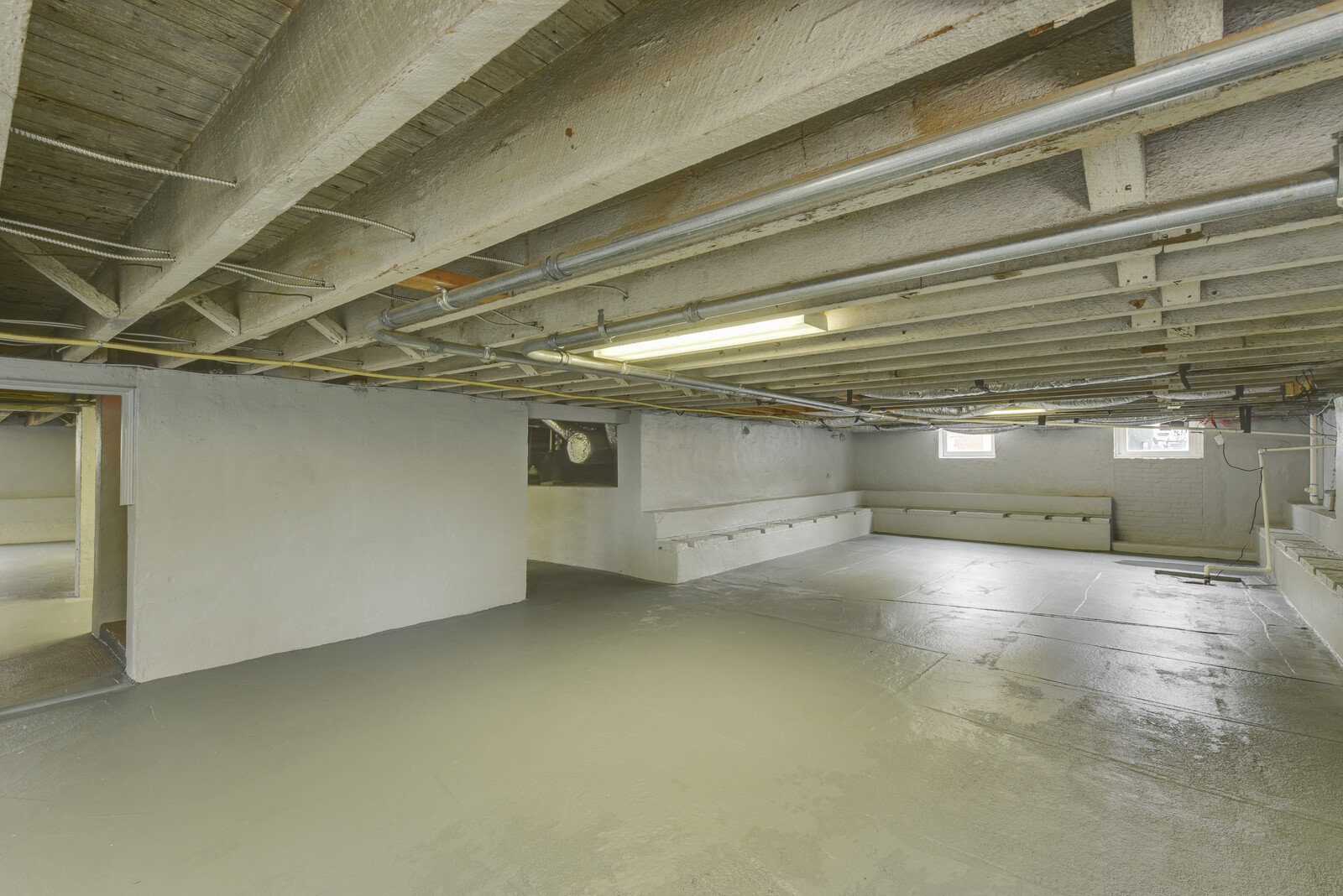 Image for Commercial Real Estate For Lease - Click Here for Details