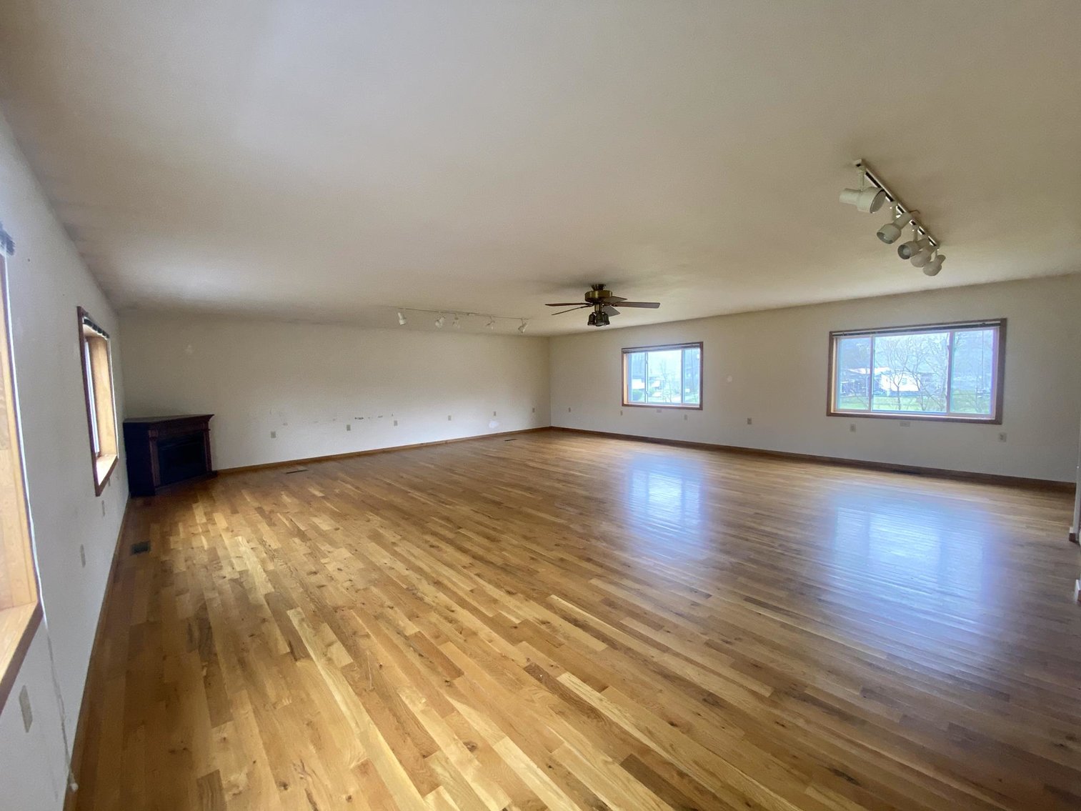 Image for SOLD $126,500 - Must-see 5 Bedroom Selling to the Highest Bidder