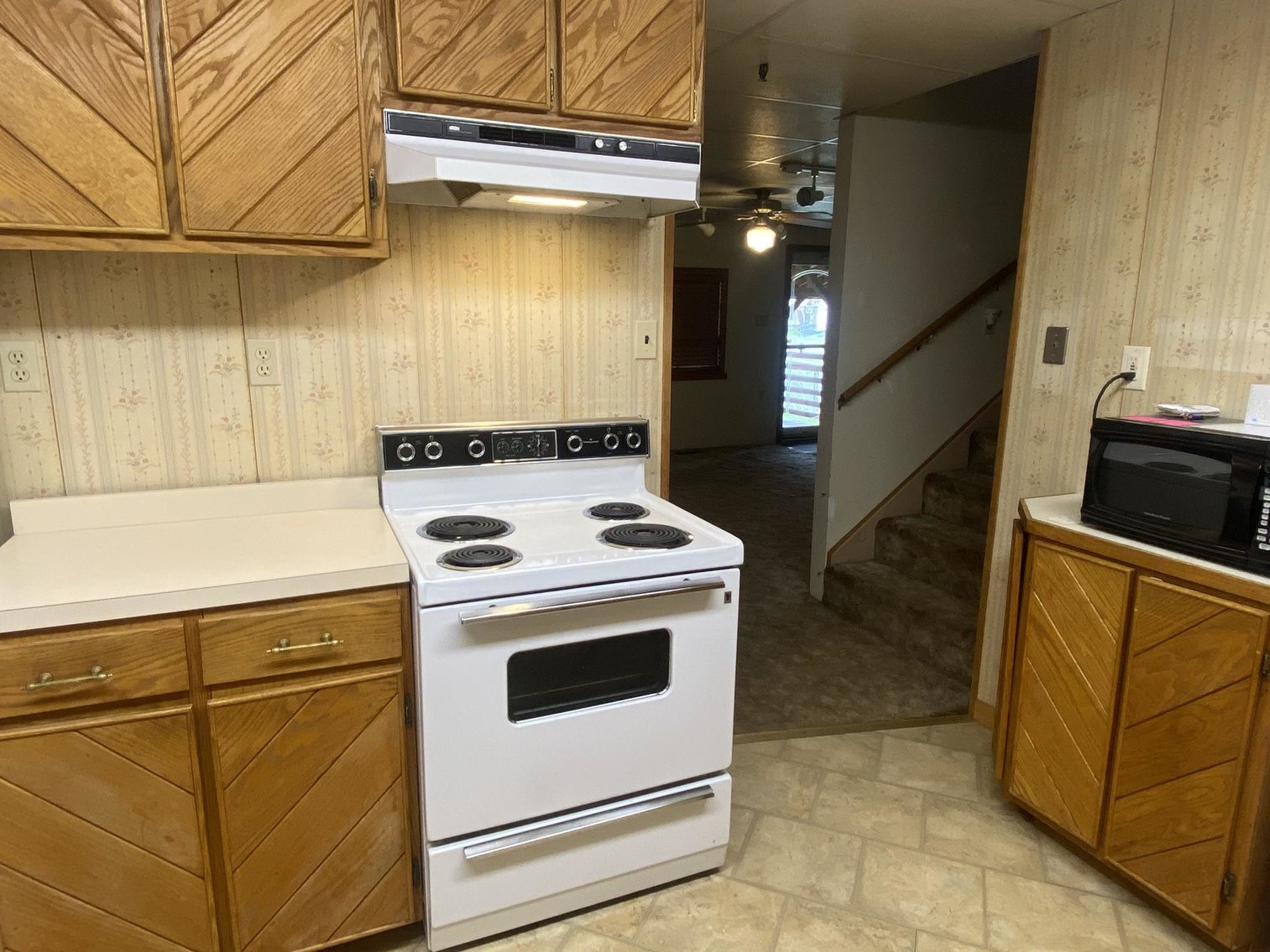 Image for SOLD $126,500 - Must-see 5 Bedroom Selling to the Highest Bidder