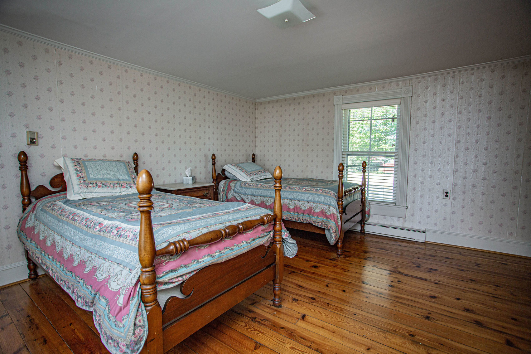 Image for 4 BR/2 BA Farm House, Barns, Fencing & 2 Ponds on 57.5 +/- Acres in Fauquier County, VA--SELLING to the HIGHEST BIDDER!!