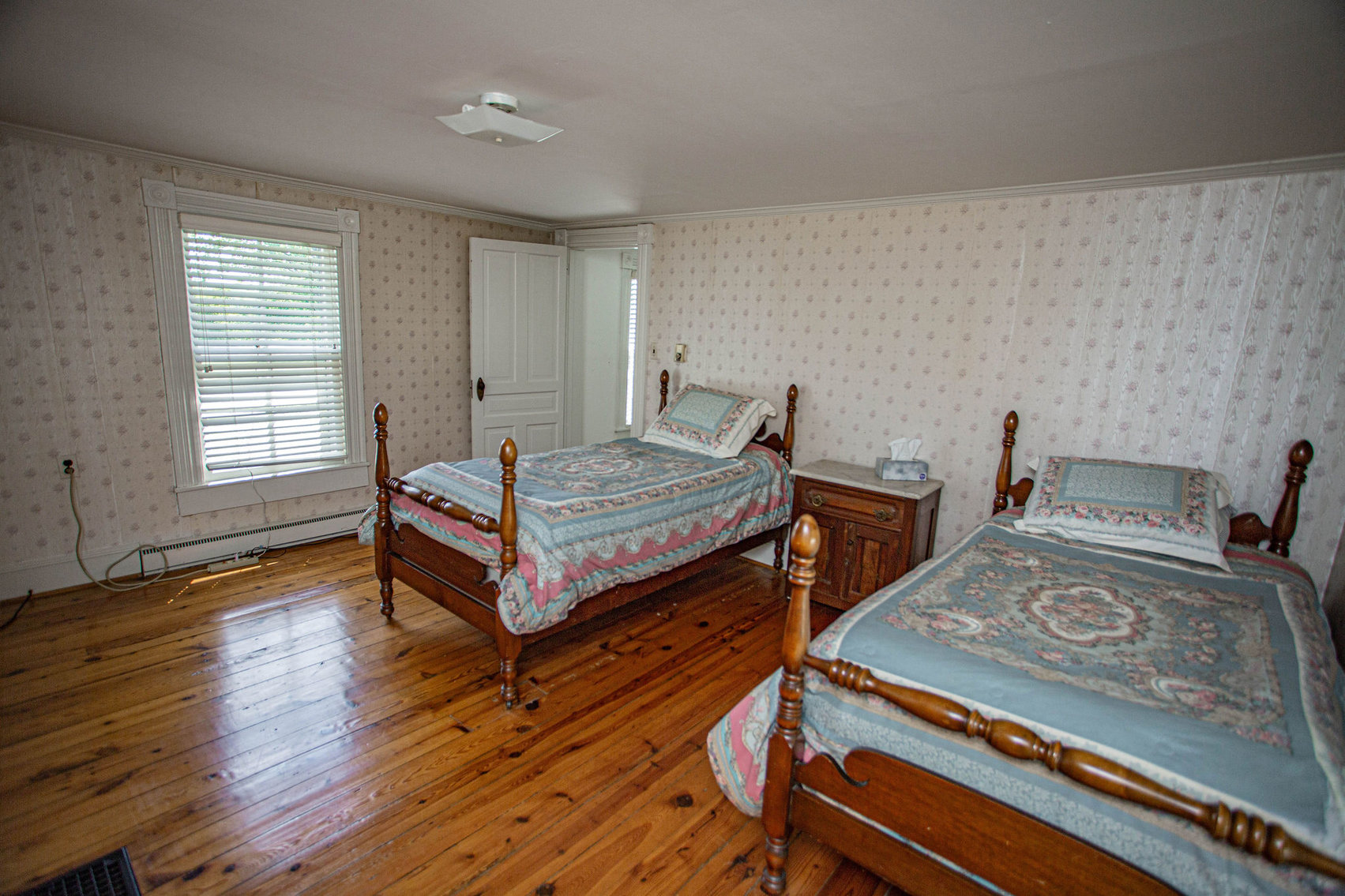 Image for 4 BR/2 BA Farm House, Barns, Fencing & 2 Ponds on 57.5 +/- Acres in Fauquier County, VA--SELLING to the HIGHEST BIDDER!!