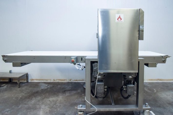 Image for ***SOLD*** MJK0563 Hutt Ultrasonic Guillotine MS 600 EF/TB