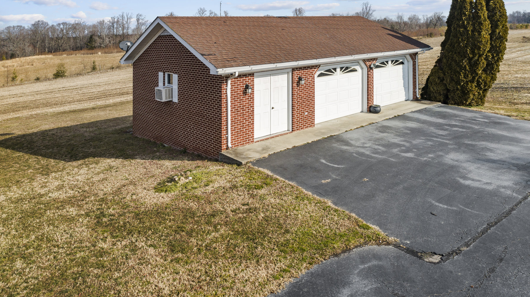 Image for UNDER CONTRACT - Northern Neck Estate - 6 BR/5BA Custom Built Brick Rancher on 1.8 AC Lot - Two Car Detached Garage With Workshop - 1151 Dodlyt Rd., Heathsville, VA 22473