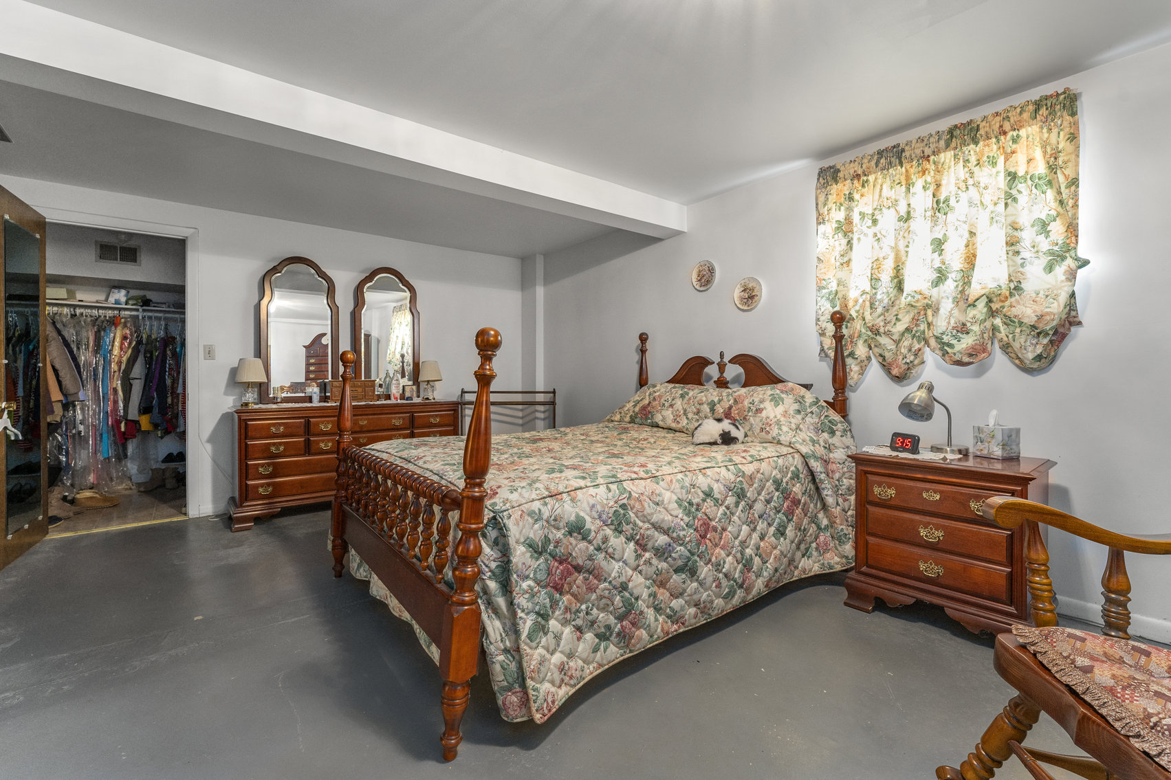 Image for UNDER CONTRACT - Northern Neck Estate - 6 BR/5BA Custom Built Brick Rancher on 1.8 AC Lot - Two Car Detached Garage With Workshop - 1151 Dodlyt Rd., Heathsville, VA 22473