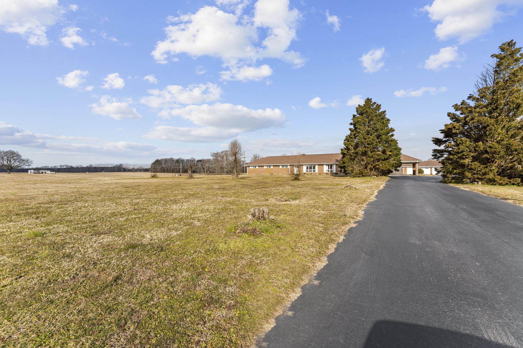 Image for UNDER CONTRACT - Northern Neck Estate - 6 BR/5BA Custom Built Brick Rancher on 1.8 AC Lot - Two Car Detached Garage With Workshop - 1151 Dodlyt Rd., Heathsville, VA 22473