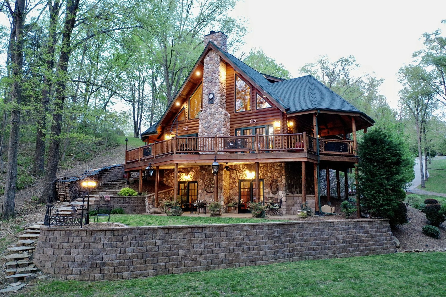 Image for Incredible Lake Barkley Main Channel, Waterfront, Log Home on 2.7+/- acres with a Private DOCK.