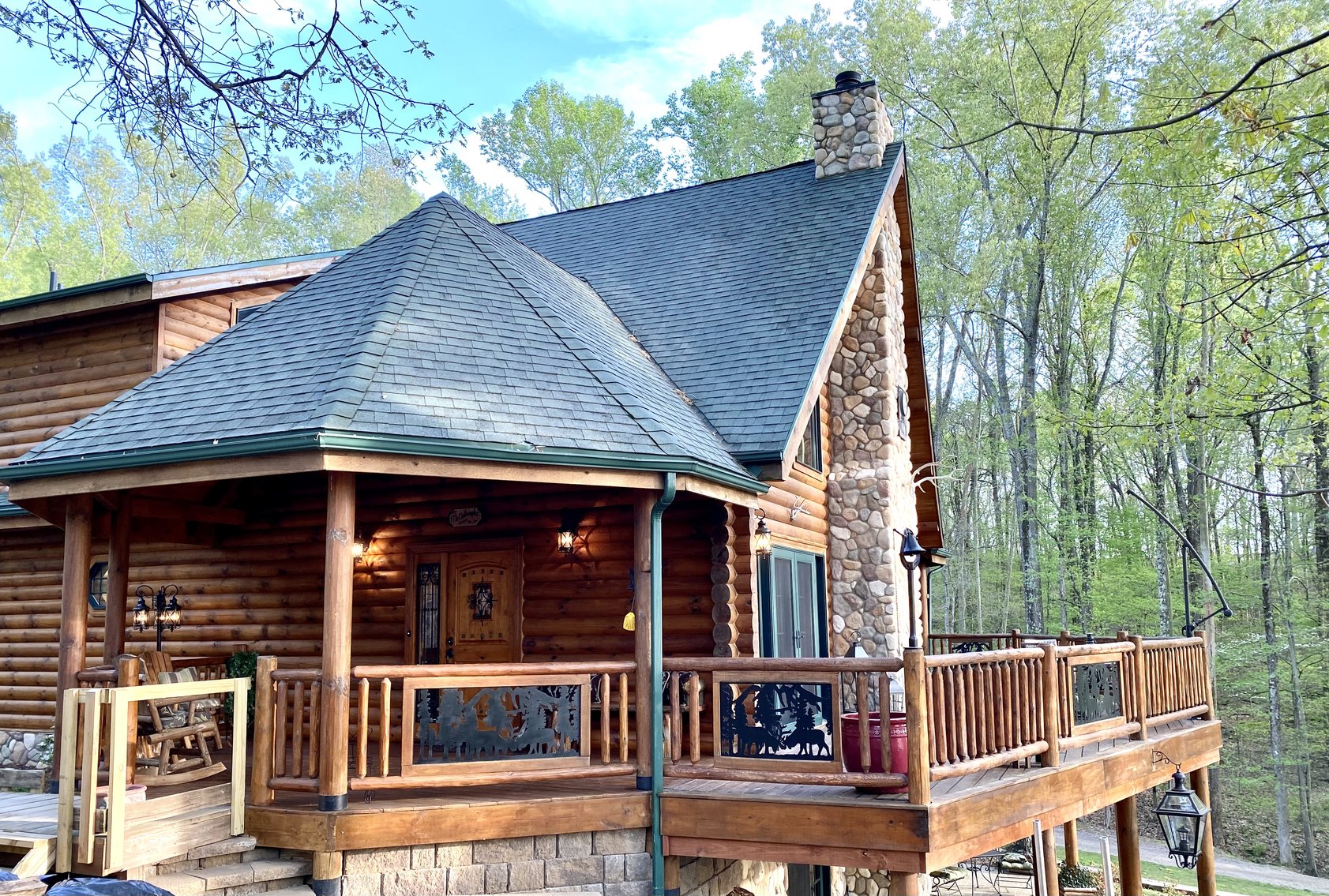 Image for Incredible Lake Barkley Main Channel, Waterfront, Log Home on 2.7+/- acres with a Private DOCK.