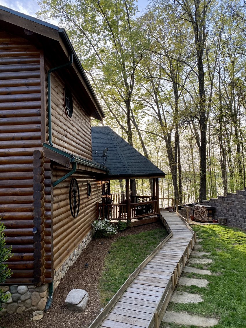 Image for Incredible Lake Barkley Main Channel, Waterfront, Log Home on 2.7+/- acres with a Private DOCK.