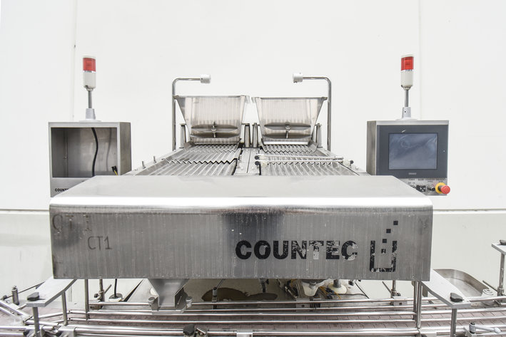 Image for ***SOLD***MJK0513 24 Lane Tablet Counter