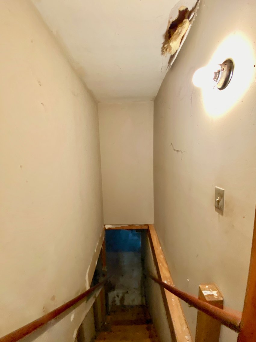 Image for 3 BR/3.5 BA Home on 21 +/- Acres w/Blue Ridge Mountain Views in Madison County, VA--SELLS to the HIGHEST BIDDER!!