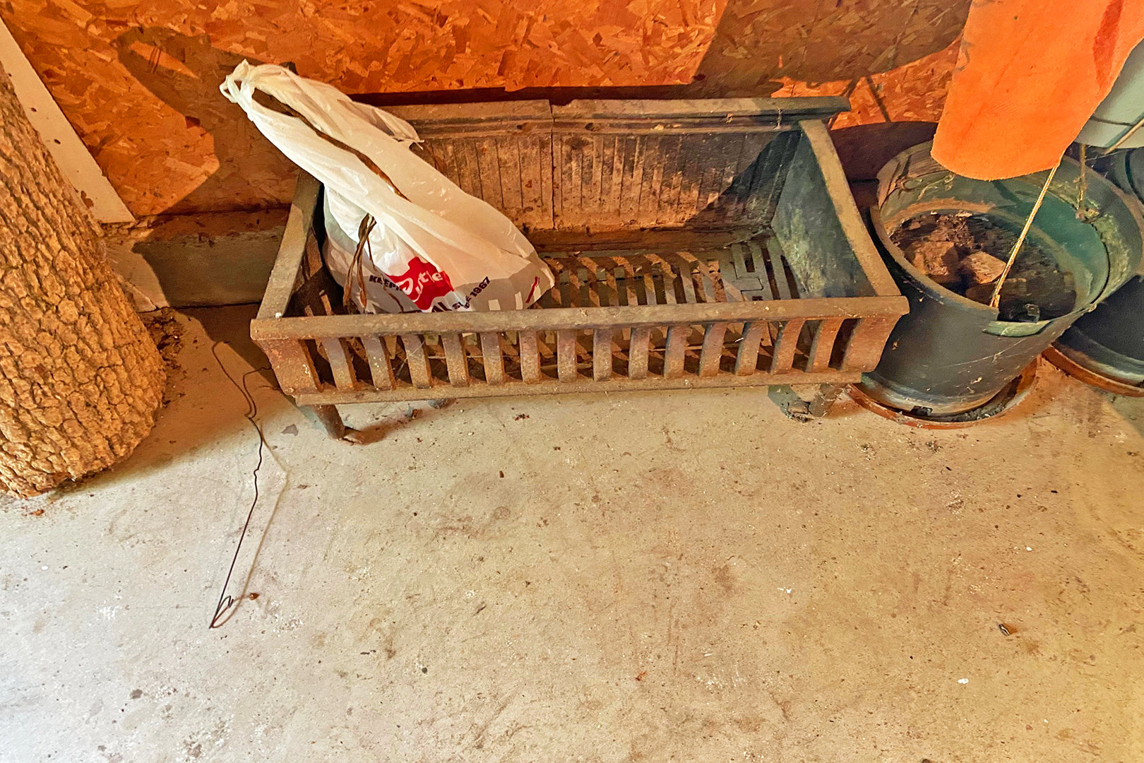 Image for PUBLIC AUCTION - FRIDAY, JUNE 4, 10 A.M.