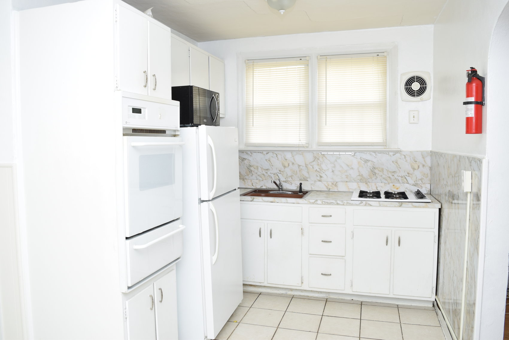 Image for SOLD! Multi-Parcel Real Estate | Tract 1: 6-Unit Apartment Building | 714 Maple St., Conshohocken, PA 19428 | July 22, 2021 at 4:00 PM