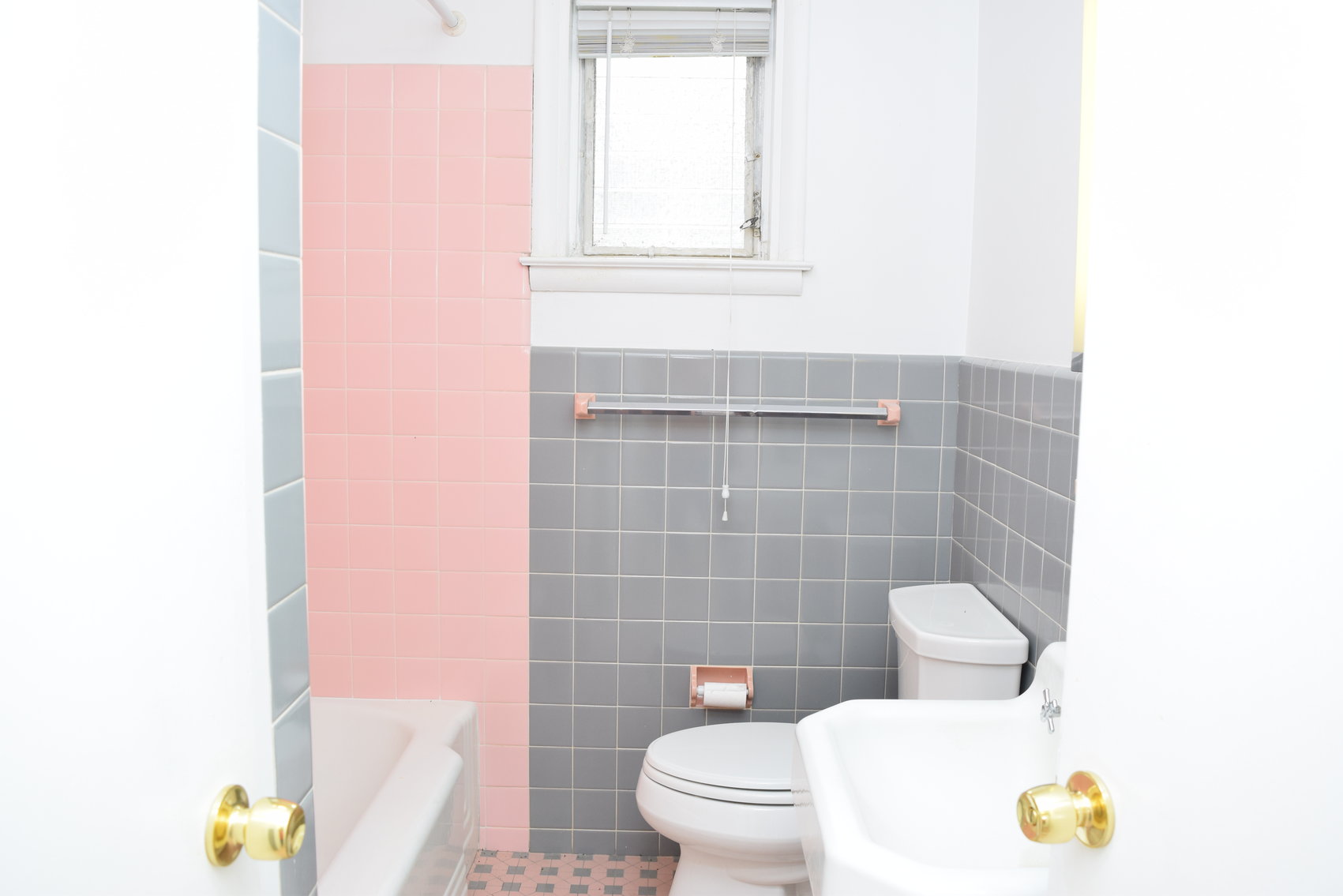 Image for SOLD! Multi-Parcel Real Estate | Tract 1: 6-Unit Apartment Building | 714 Maple St., Conshohocken, PA 19428 | July 22, 2021 at 4:00 PM