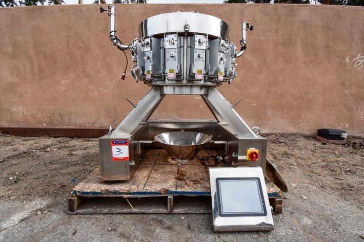 Image for ***SOLD*** MJK0573 14 Head Scale Incomplete