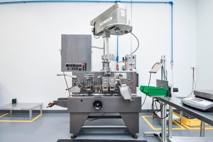 Image for ****SOLD**** MJK0617 Volpak 100 Powder Filler