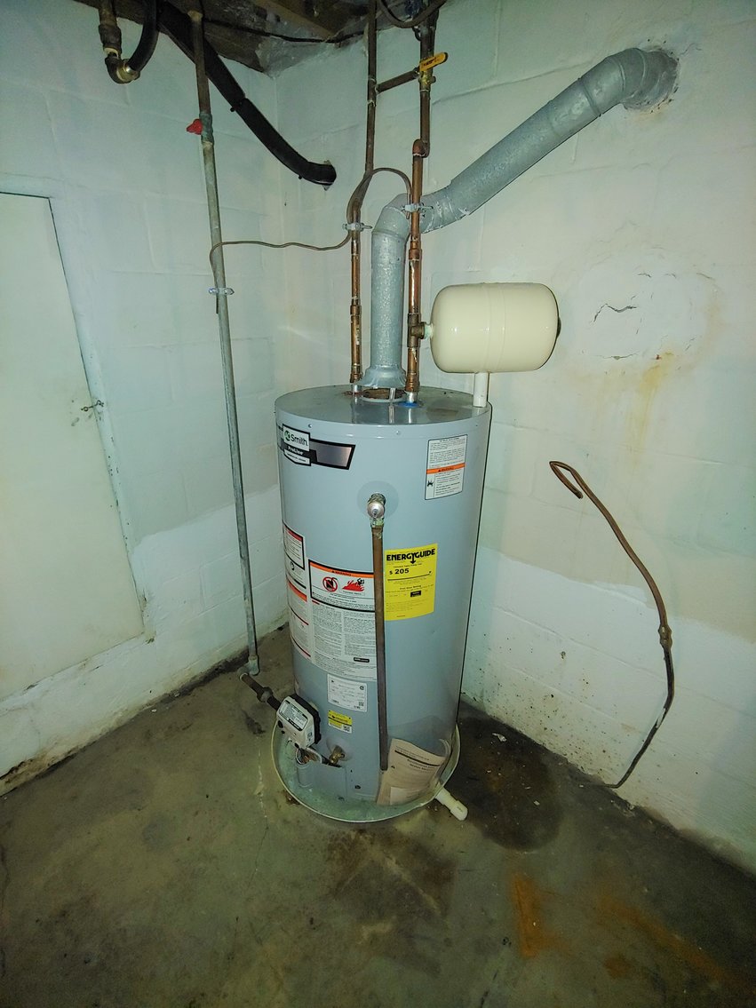 Image for 3 BR, 2 BA HOME W/ ATTACHED 2 CAR GARAGE MIXED RESIDENTIAL/OFFICE USE AREA