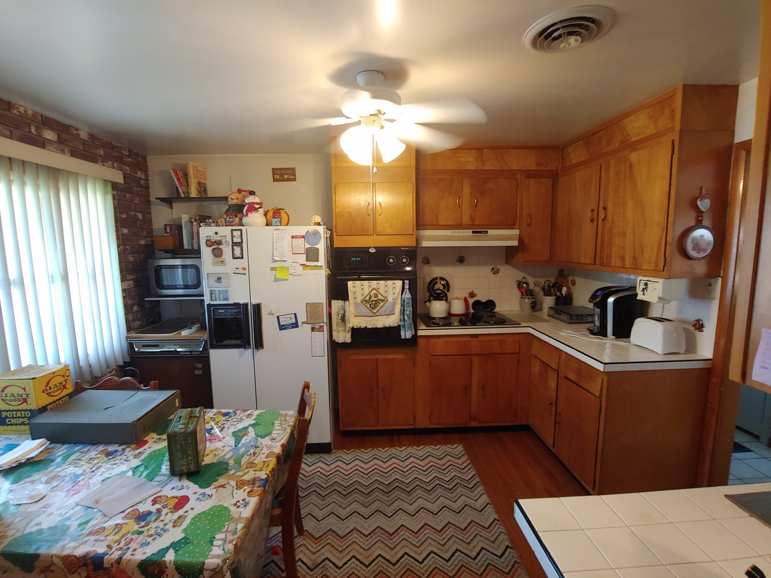 Image for 3 BR, 2 BA RANCH STYLE HOME ANTIQUE, MODERN & TOY SEWING MACHINES TONS OF CUSTOM & COSTUME JEWELRY LIKE NEW 2018 BUICK ENVISION LARGE TOY BEAR COLLECTION INCLUDING STEIFFS