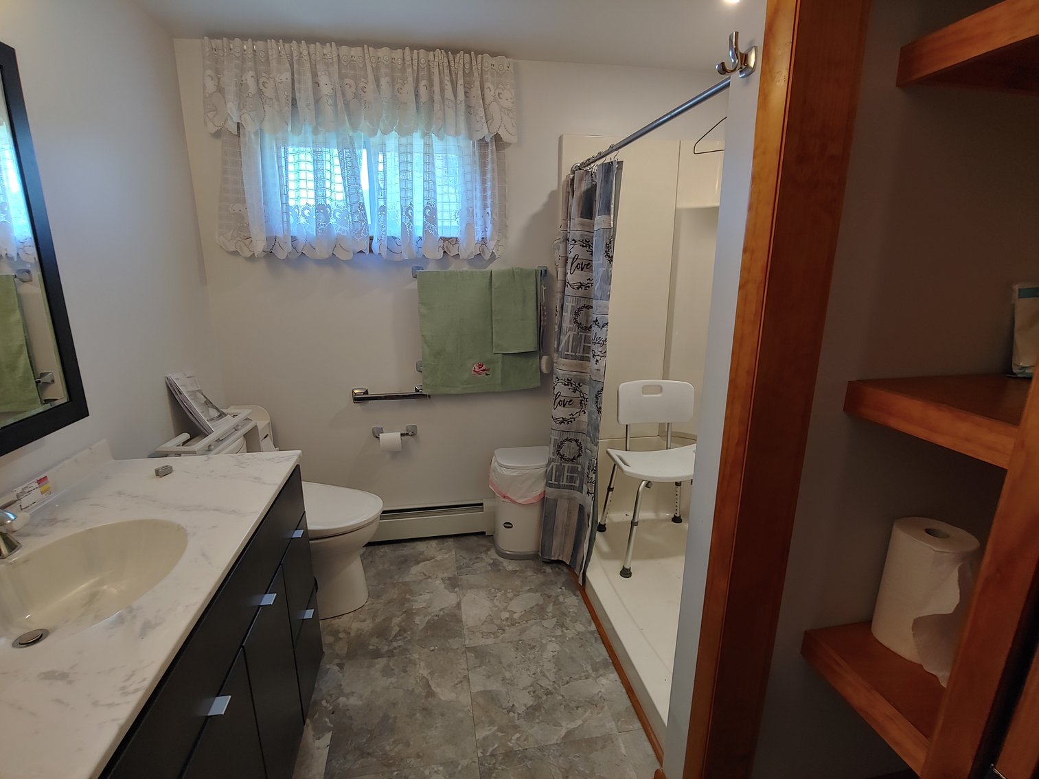 Image for 3 BR, 2 BA RANCH STYLE HOME ANTIQUE, MODERN & TOY SEWING MACHINES TONS OF CUSTOM & COSTUME JEWELRY LIKE NEW 2018 BUICK ENVISION LARGE TOY BEAR COLLECTION INCLUDING STEIFFS