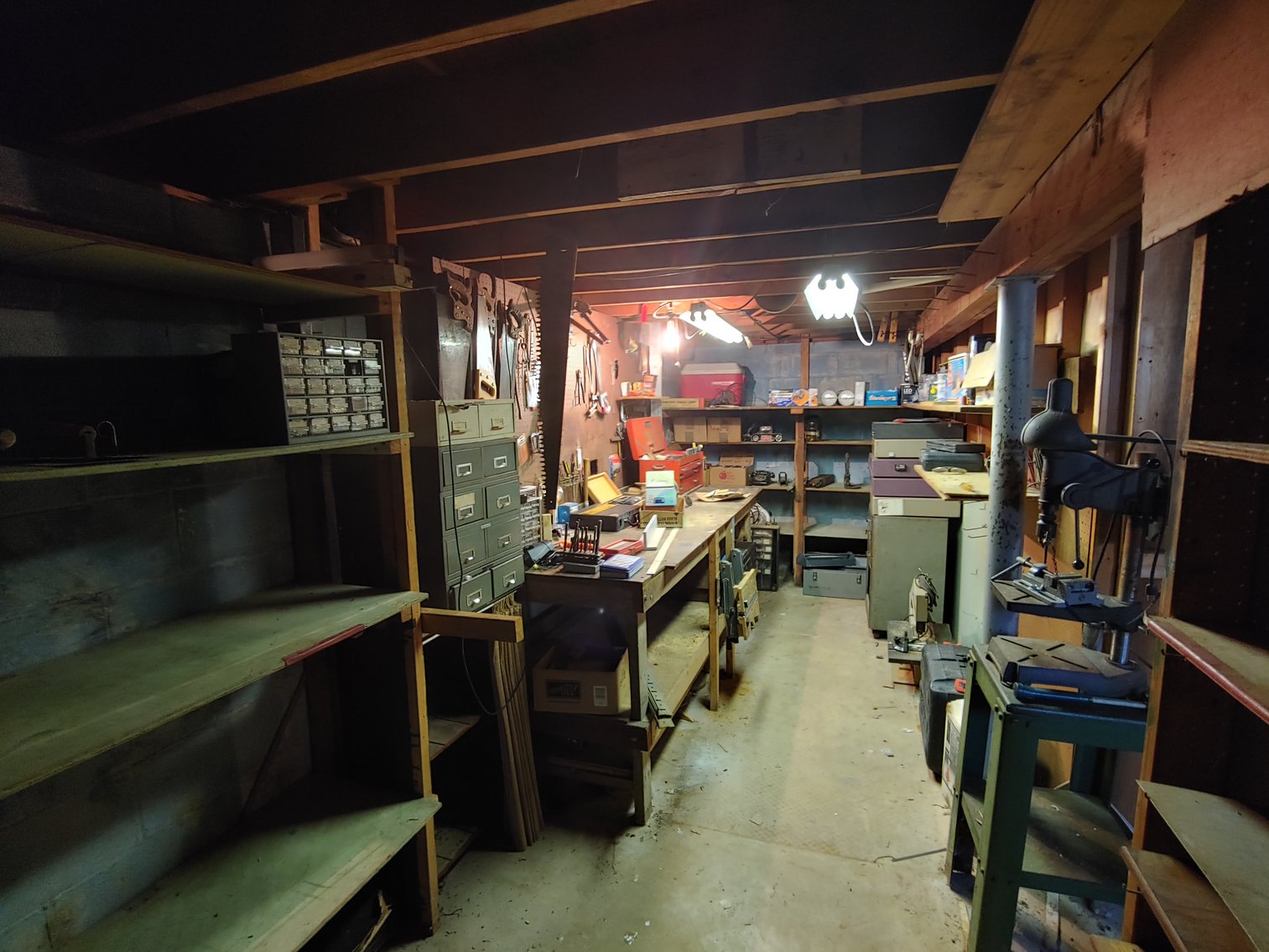 Image for 3 BR, 2 BA RANCH STYLE HOME ANTIQUE, MODERN & TOY SEWING MACHINES TONS OF CUSTOM & COSTUME JEWELRY LIKE NEW 2018 BUICK ENVISION LARGE TOY BEAR COLLECTION INCLUDING STEIFFS