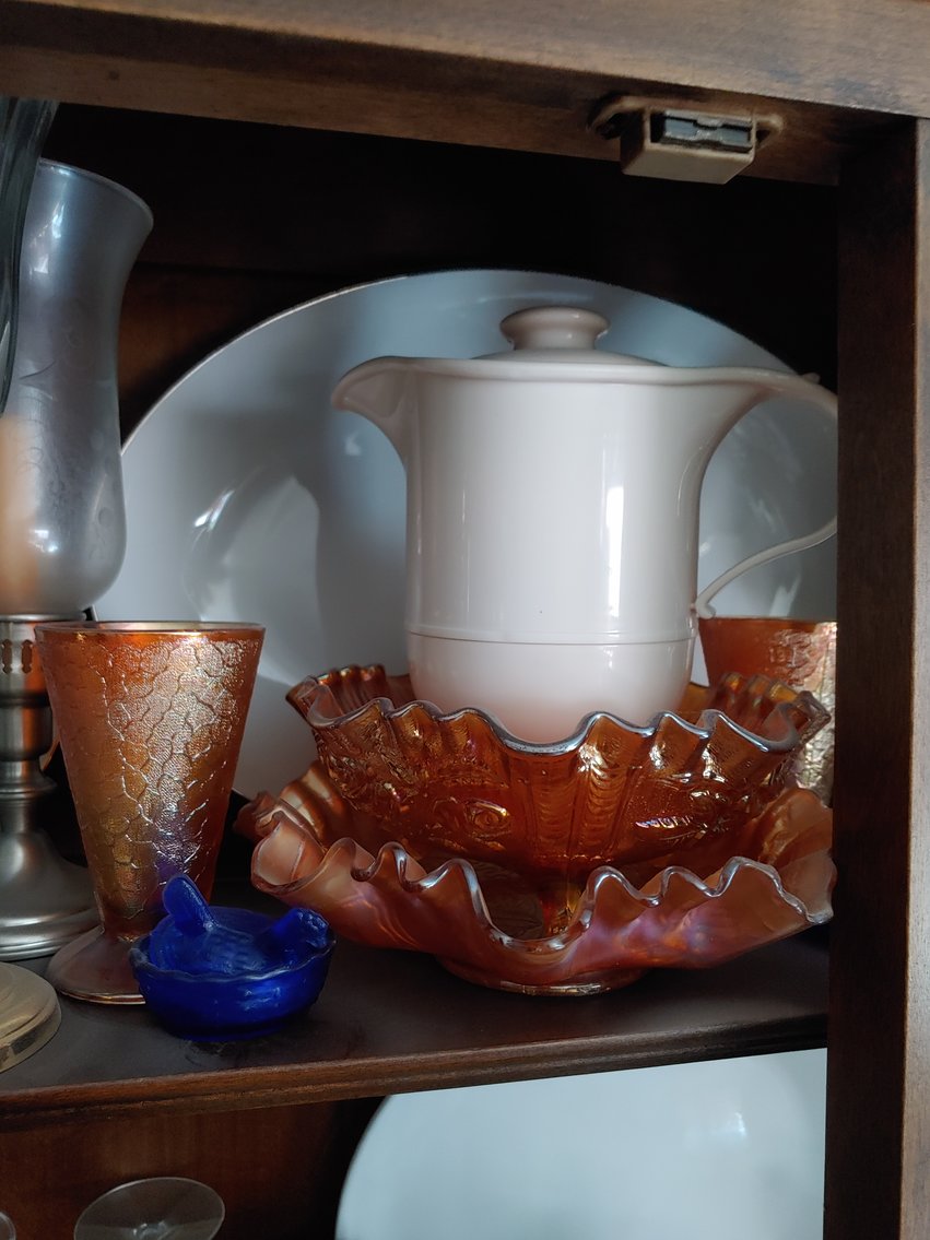 Image for 3 BR, 2 BA RANCH STYLE HOME ANTIQUE, MODERN & TOY SEWING MACHINES TONS OF CUSTOM & COSTUME JEWELRY LIKE NEW 2018 BUICK ENVISION LARGE TOY BEAR COLLECTION INCLUDING STEIFFS