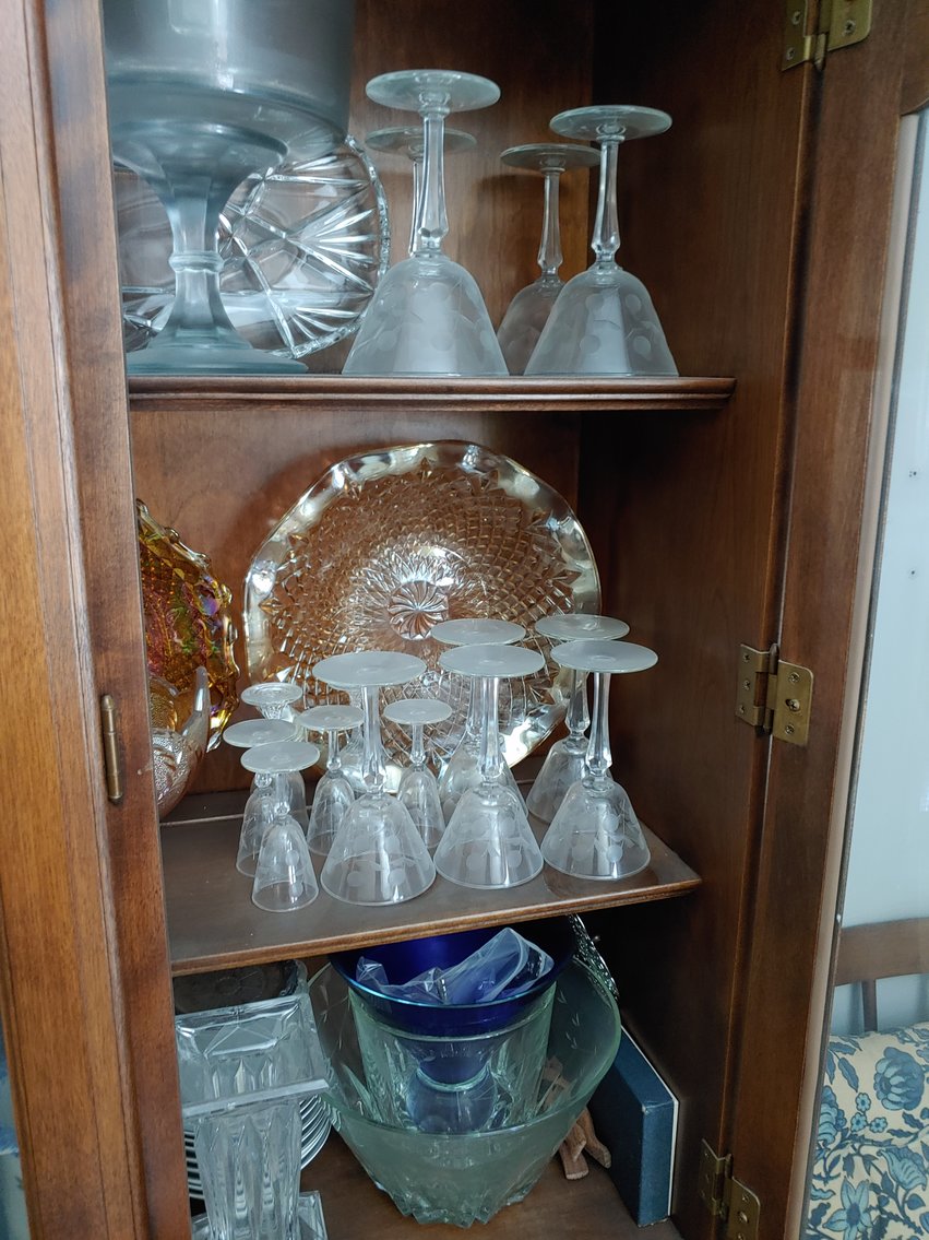 Image for 3 BR, 2 BA RANCH STYLE HOME ANTIQUE, MODERN & TOY SEWING MACHINES TONS OF CUSTOM & COSTUME JEWELRY LIKE NEW 2018 BUICK ENVISION LARGE TOY BEAR COLLECTION INCLUDING STEIFFS