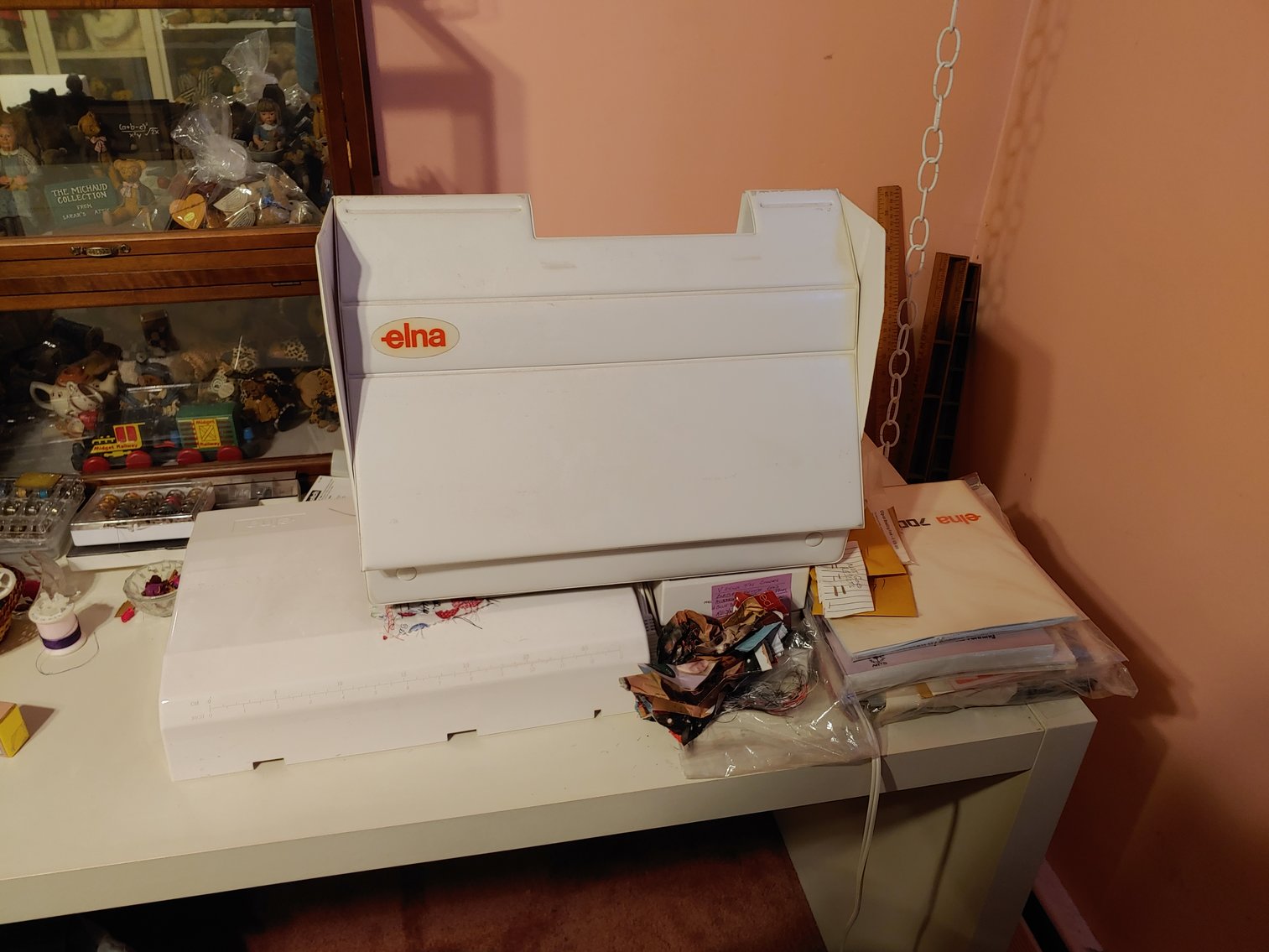 Image for 3 BR, 2 BA RANCH STYLE HOME ANTIQUE, MODERN & TOY SEWING MACHINES TONS OF CUSTOM & COSTUME JEWELRY LIKE NEW 2018 BUICK ENVISION LARGE TOY BEAR COLLECTION INCLUDING STEIFFS