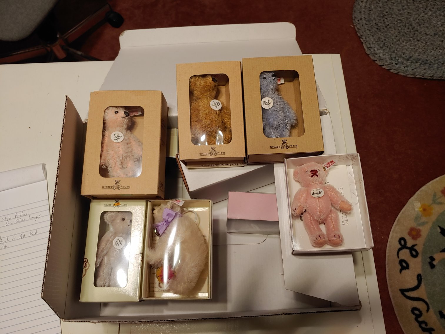 Image for 3 BR, 2 BA RANCH STYLE HOME ANTIQUE, MODERN & TOY SEWING MACHINES TONS OF CUSTOM & COSTUME JEWELRY LIKE NEW 2018 BUICK ENVISION LARGE TOY BEAR COLLECTION INCLUDING STEIFFS