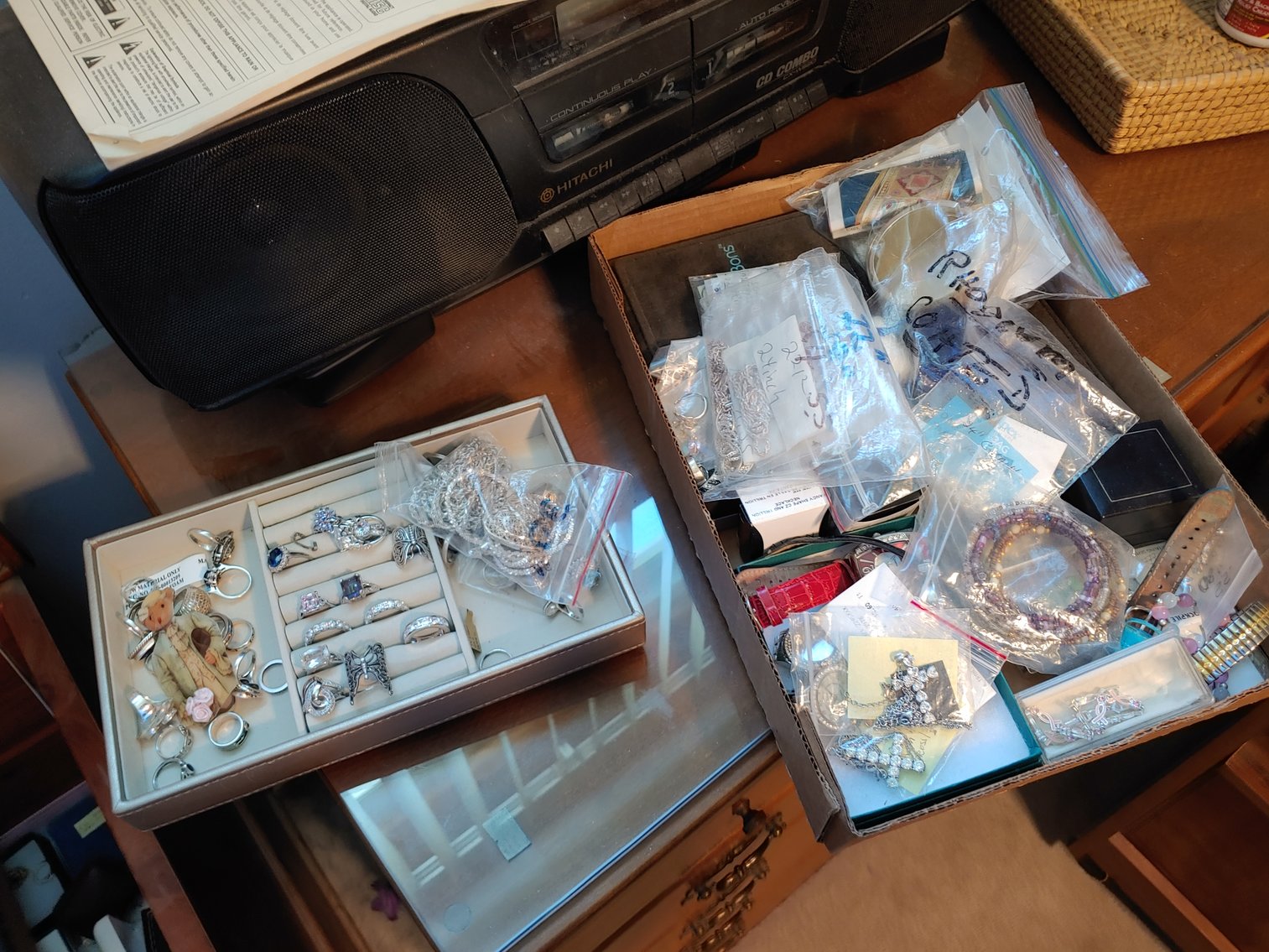 Image for 3 BR, 2 BA RANCH STYLE HOME ANTIQUE, MODERN & TOY SEWING MACHINES TONS OF CUSTOM & COSTUME JEWELRY LIKE NEW 2018 BUICK ENVISION LARGE TOY BEAR COLLECTION INCLUDING STEIFFS