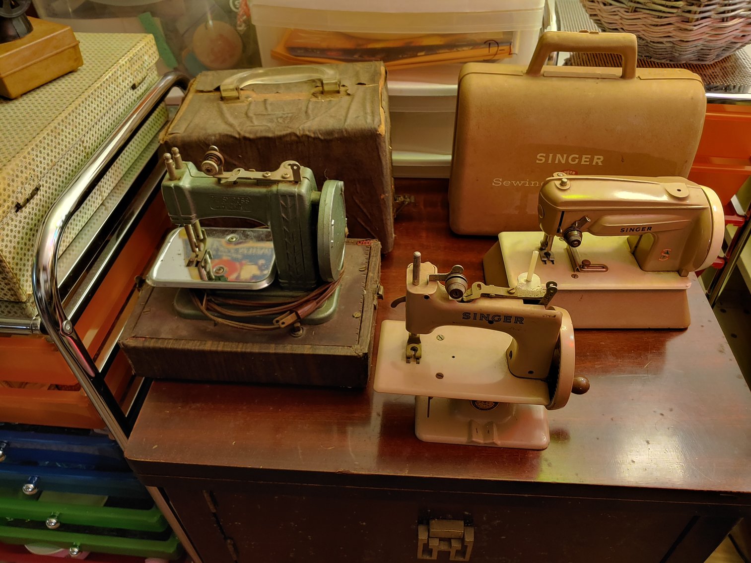 Image for 3 BR, 2 BA RANCH STYLE HOME ANTIQUE, MODERN & TOY SEWING MACHINES TONS OF CUSTOM & COSTUME JEWELRY LIKE NEW 2018 BUICK ENVISION LARGE TOY BEAR COLLECTION INCLUDING STEIFFS