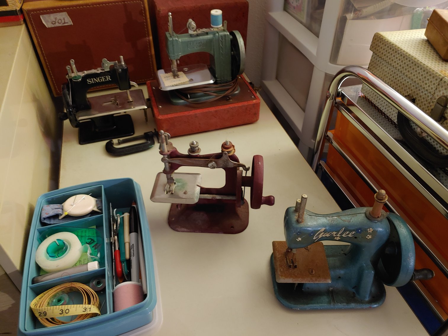 Image for 3 BR, 2 BA RANCH STYLE HOME ANTIQUE, MODERN & TOY SEWING MACHINES TONS OF CUSTOM & COSTUME JEWELRY LIKE NEW 2018 BUICK ENVISION LARGE TOY BEAR COLLECTION INCLUDING STEIFFS