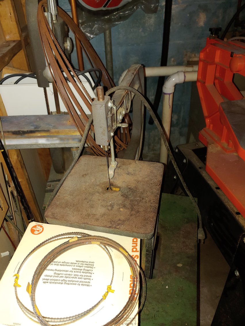 Image for 3 BR, 2 BA RANCH STYLE HOME ANTIQUE, MODERN & TOY SEWING MACHINES TONS OF CUSTOM & COSTUME JEWELRY LIKE NEW 2018 BUICK ENVISION LARGE TOY BEAR COLLECTION INCLUDING STEIFFS