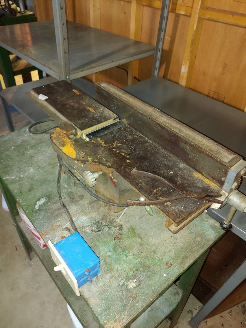 Image for 3 BR, 2 BA RANCH STYLE HOME ANTIQUE, MODERN & TOY SEWING MACHINES TONS OF CUSTOM & COSTUME JEWELRY LIKE NEW 2018 BUICK ENVISION LARGE TOY BEAR COLLECTION INCLUDING STEIFFS