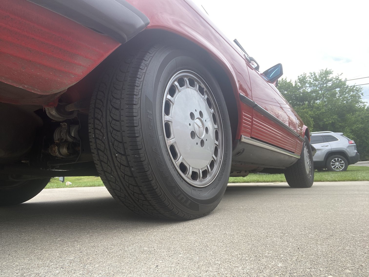 Image for 1988 Mercedes-Benz 560 Passenger Car