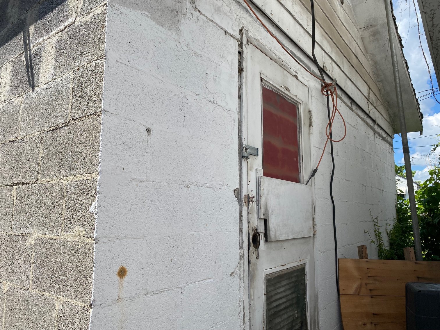 Image for SOLD $29,426 - 2-Unit Apartment Building Selling to the Highest Bidder