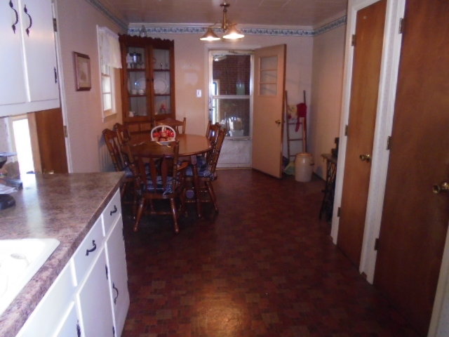 Image for REAL ESTATE (UNDER CONTRACT) & ESTATE PERSONAL PROPERTY AUCTION