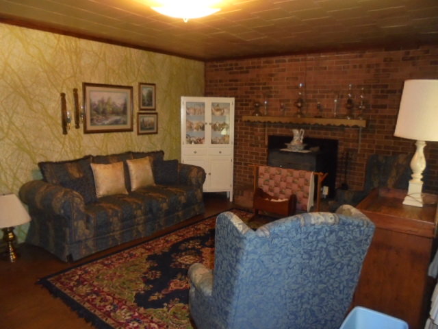 Image for REAL ESTATE (UNDER CONTRACT) & ESTATE PERSONAL PROPERTY AUCTION