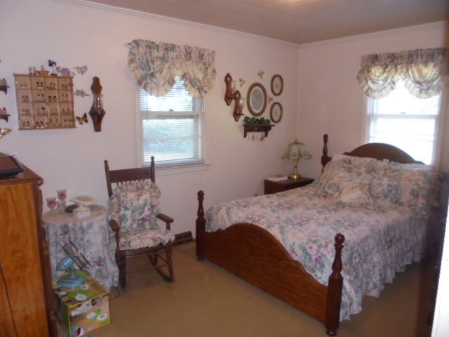 Image for REAL ESTATE (UNDER CONTRACT) & ESTATE PERSONAL PROPERTY AUCTION