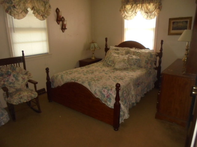 Image for REAL ESTATE (UNDER CONTRACT) & ESTATE PERSONAL PROPERTY AUCTION