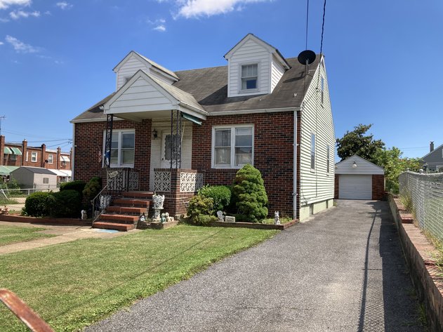 4 BR, 2½ BA BRICK FRONT CAPE COD W/ 1 CAR DETACHED GARAGE AND SHED