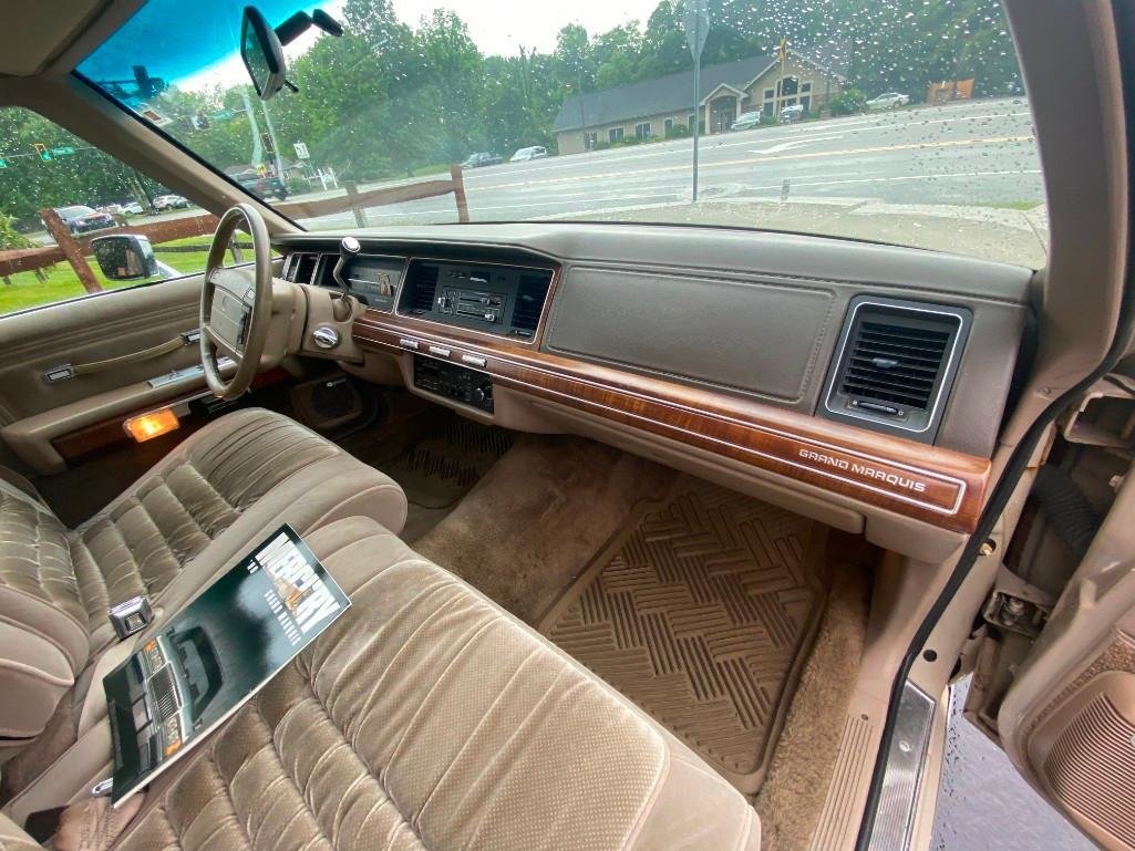 Image for 1990 Mercury Marquis Station Wagon