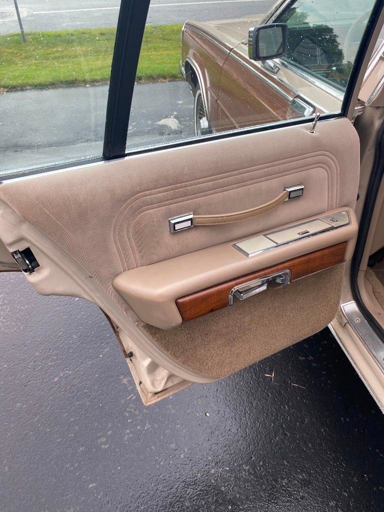 Image for 1990 Mercury Marquis Station Wagon