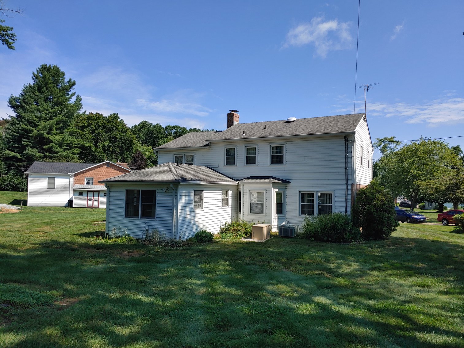 Image for 5 BR, 3.5 BA BRICK & VINYL SIDED COLONIAL W/ ATT. GARAGE & IN-LAW SUITE END OF COURT LOCATION ON 0.39+/- ACRES