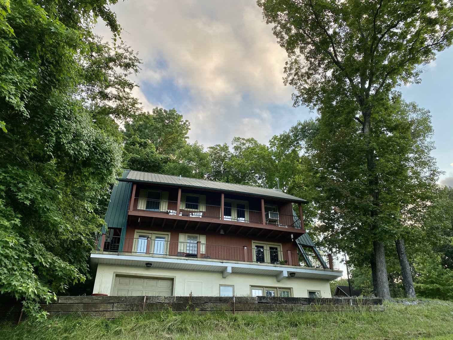 Image for Waterfront Real Estate: 7 Valley Dr., Cadiz, KY