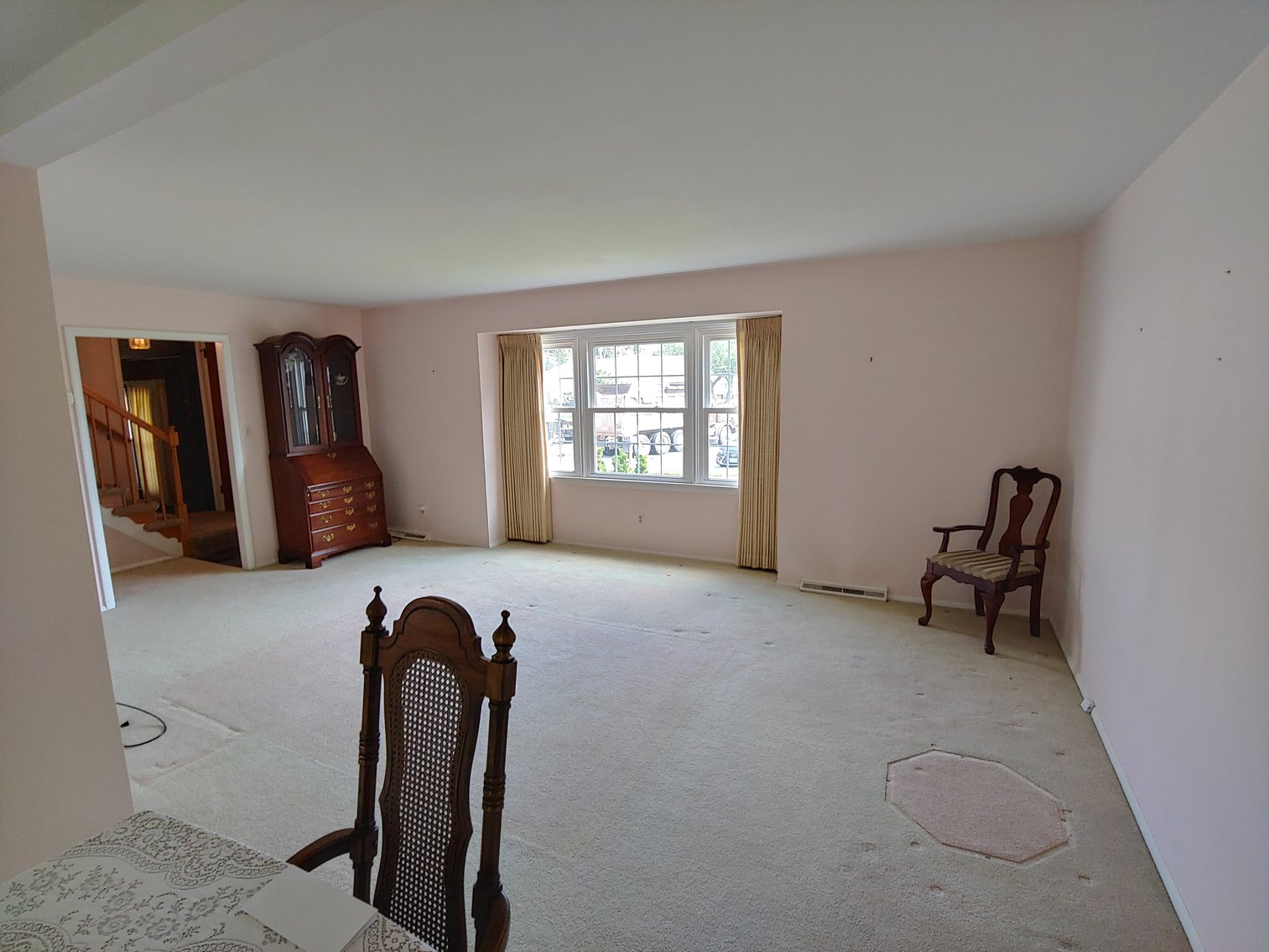 Image for 5 BR, 3.5 BA BRICK & VINYL SIDED COLONIAL W/ ATT. GARAGE & IN-LAW SUITE END OF COURT LOCATION ON 0.39+/- ACRES