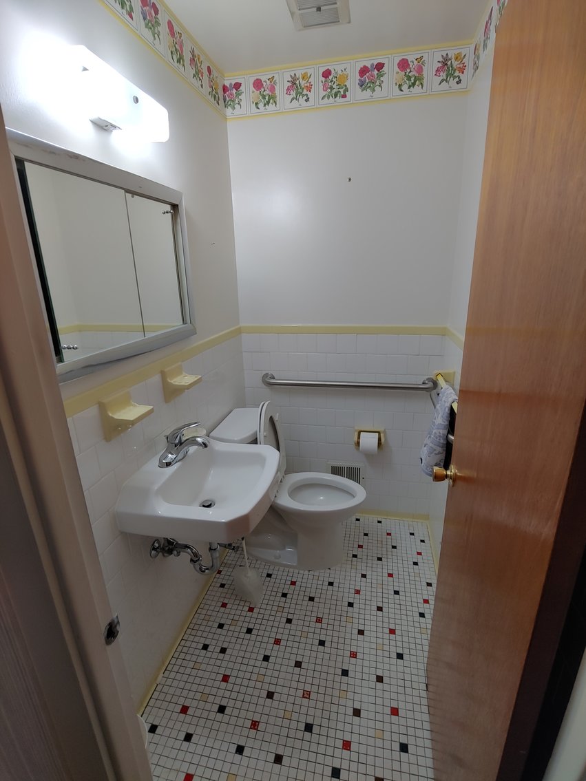 Image for 5 BR, 3.5 BA BRICK & VINYL SIDED COLONIAL W/ ATT. GARAGE & IN-LAW SUITE END OF COURT LOCATION ON 0.39+/- ACRES