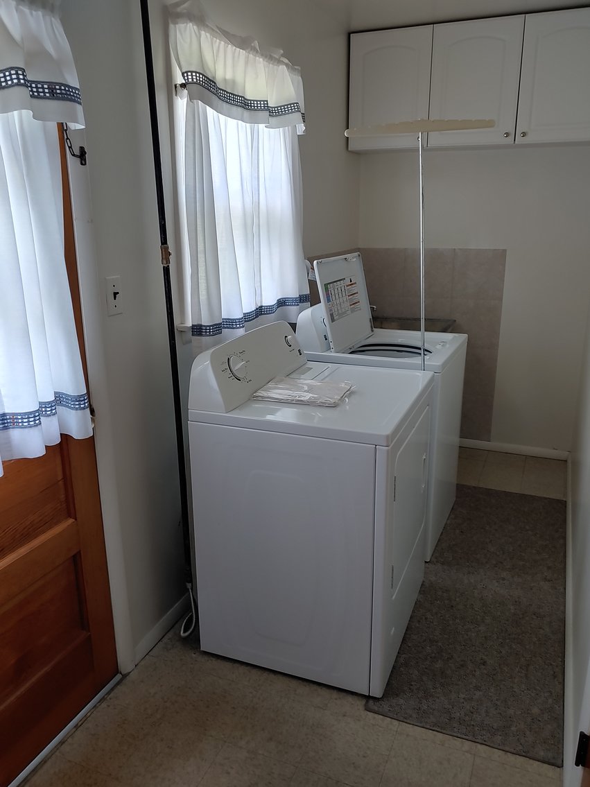 Image for 5 BR, 3.5 BA BRICK & VINYL SIDED COLONIAL W/ ATT. GARAGE & IN-LAW SUITE END OF COURT LOCATION ON 0.39+/- ACRES