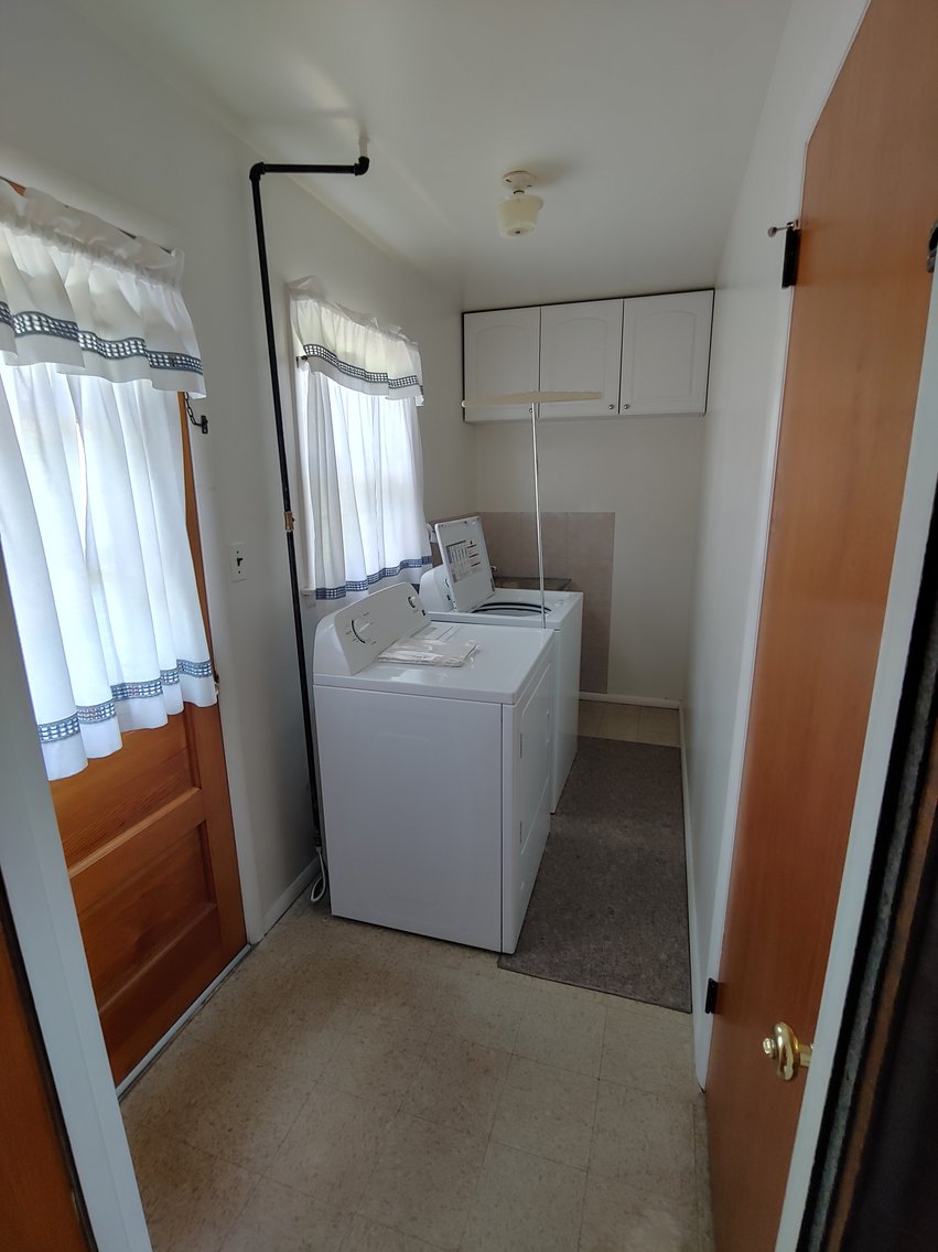 Image for 5 BR, 3.5 BA BRICK & VINYL SIDED COLONIAL W/ ATT. GARAGE & IN-LAW SUITE END OF COURT LOCATION ON 0.39+/- ACRES