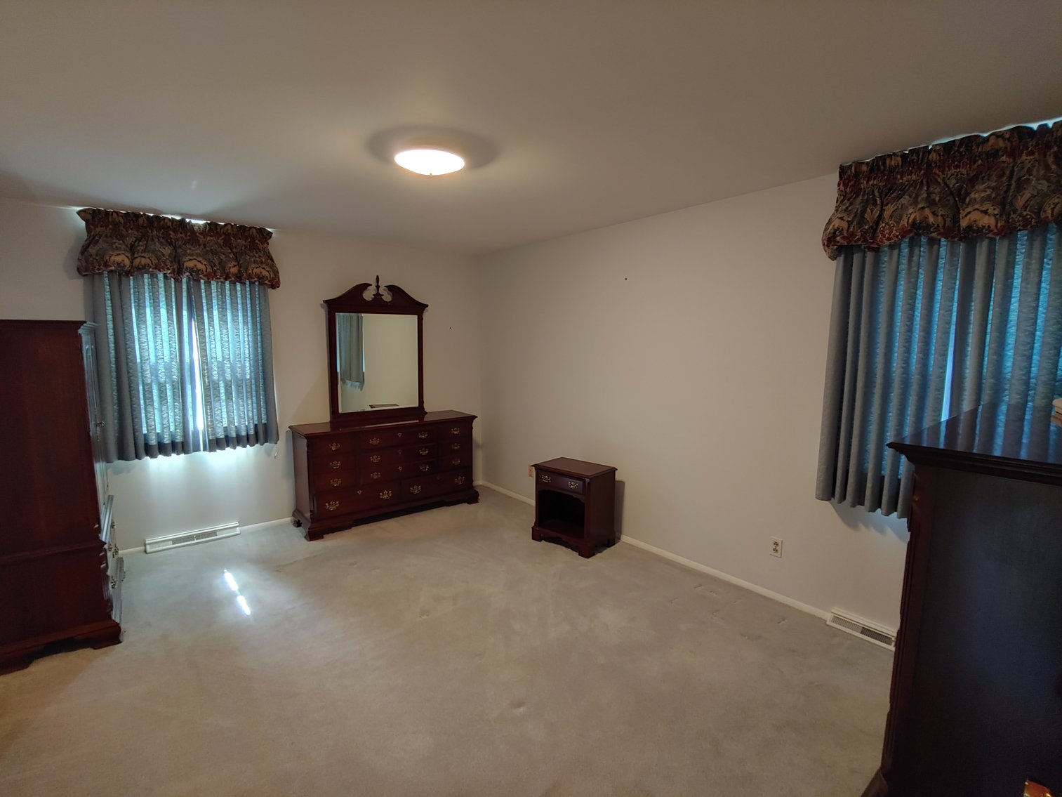 Image for 5 BR, 3.5 BA BRICK & VINYL SIDED COLONIAL W/ ATT. GARAGE & IN-LAW SUITE END OF COURT LOCATION ON 0.39+/- ACRES