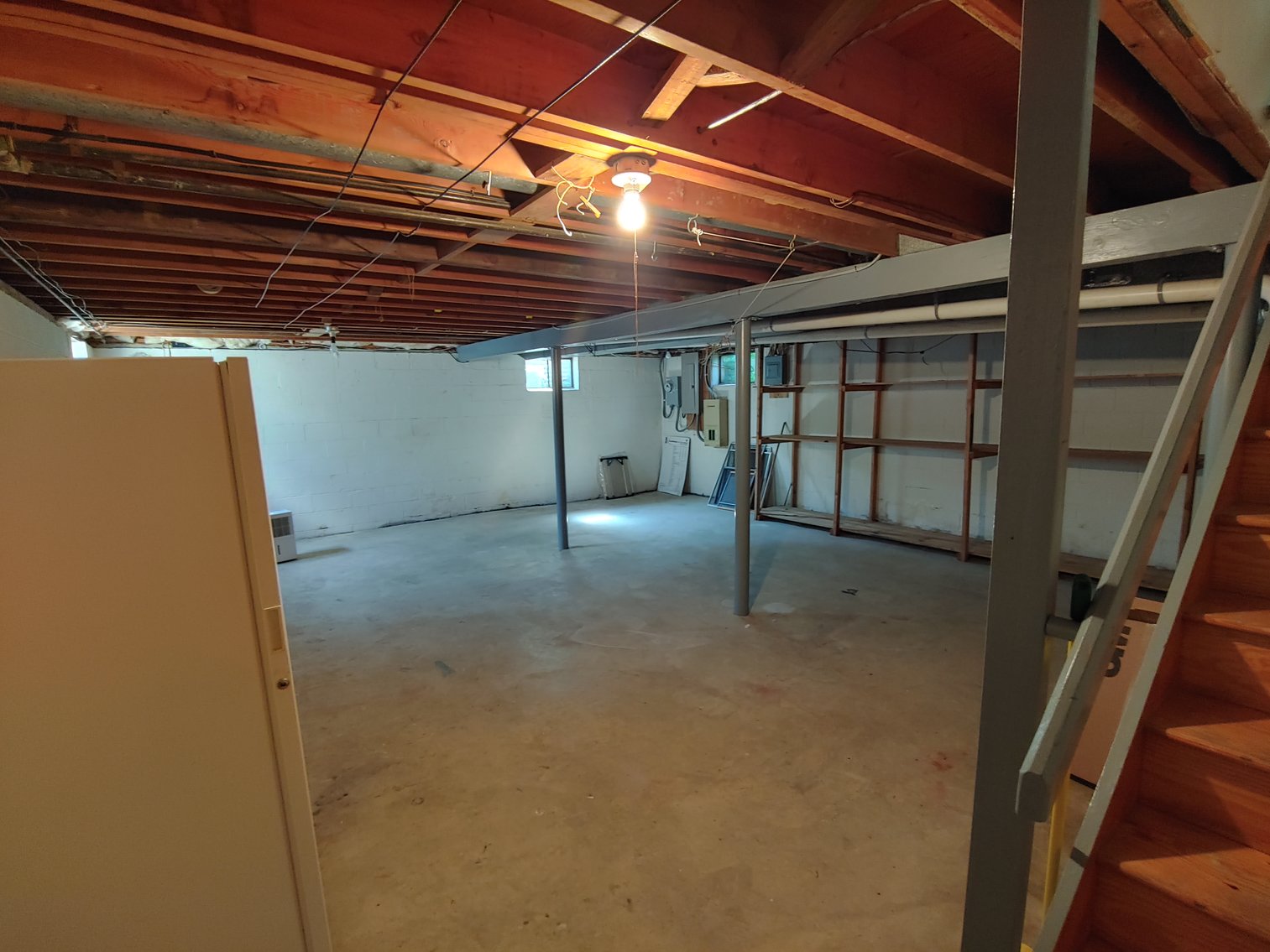 Image for 5 BR, 3.5 BA BRICK & VINYL SIDED COLONIAL W/ ATT. GARAGE & IN-LAW SUITE END OF COURT LOCATION ON 0.39+/- ACRES